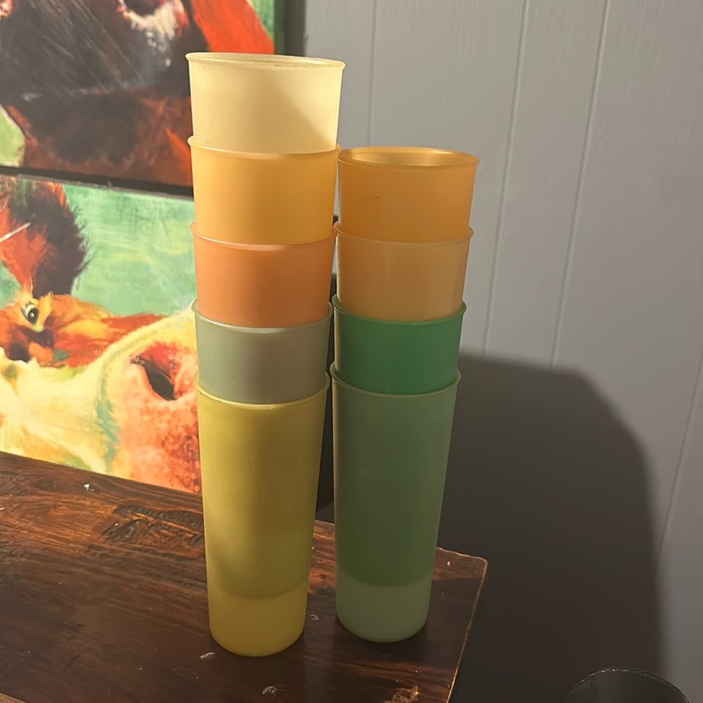 Vintage Tupperware cups lot of 9